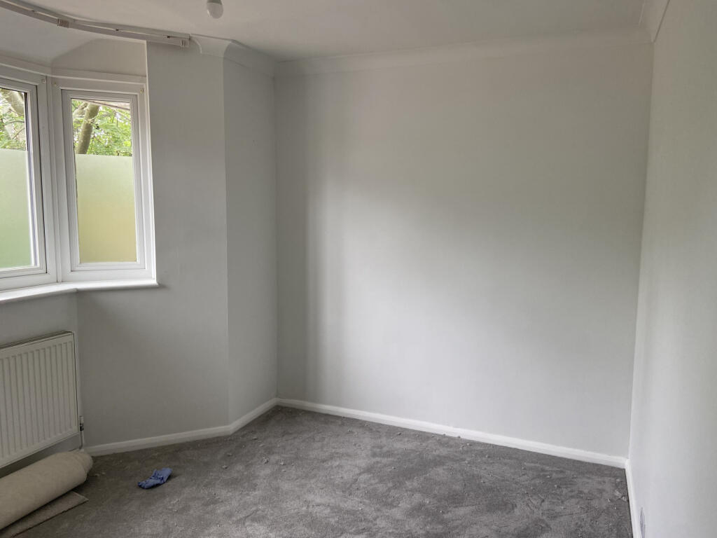 House in Romford - More