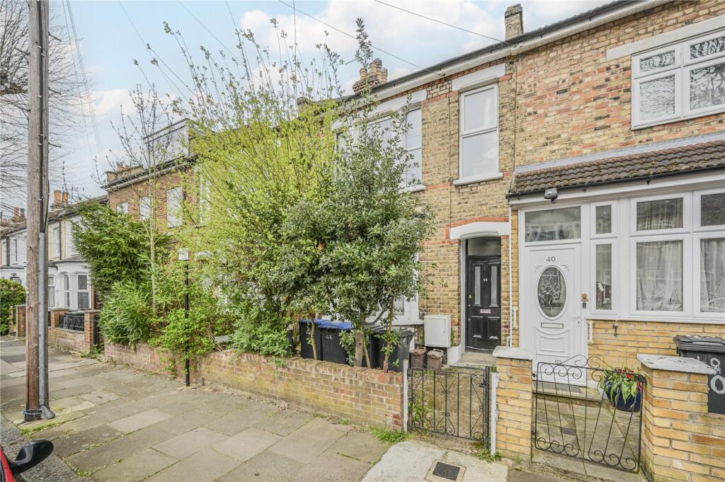Main image of property: Russell Road, London, N13