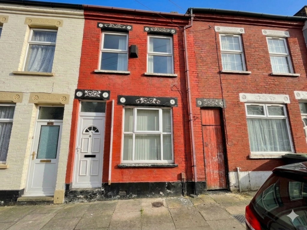 Main image of property: Warwick Road West, Luton, Bedfordshire, LU4 8BJ