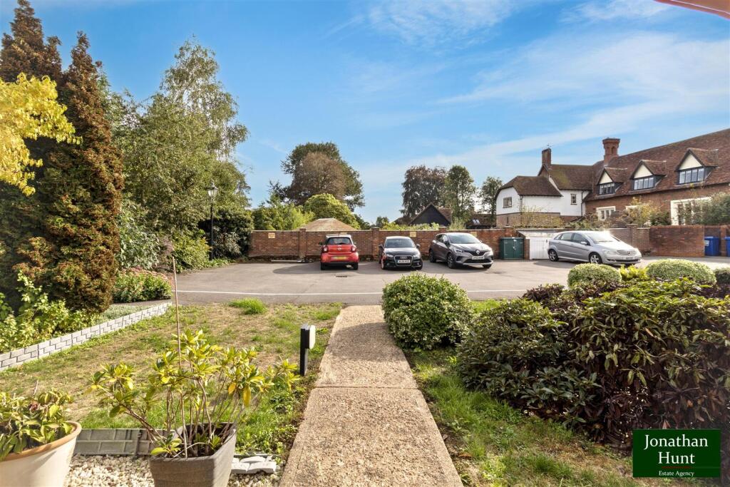 House in Stevenage - View 4