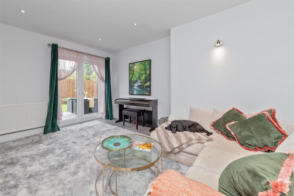 Additional image 8 of Townsend Drive, St Albans