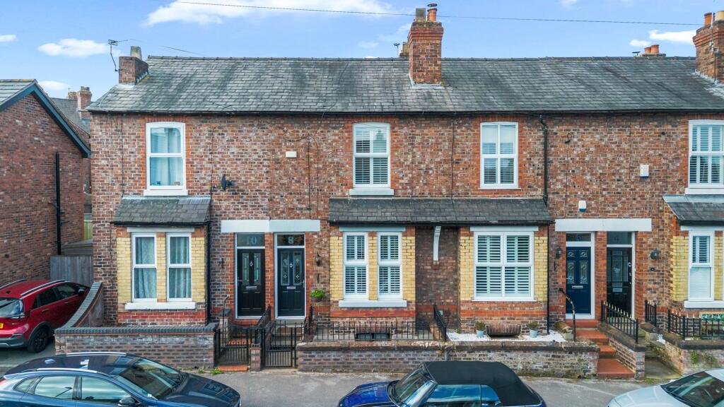 Main image of property: Heath Street, Stockton Heath, WA4