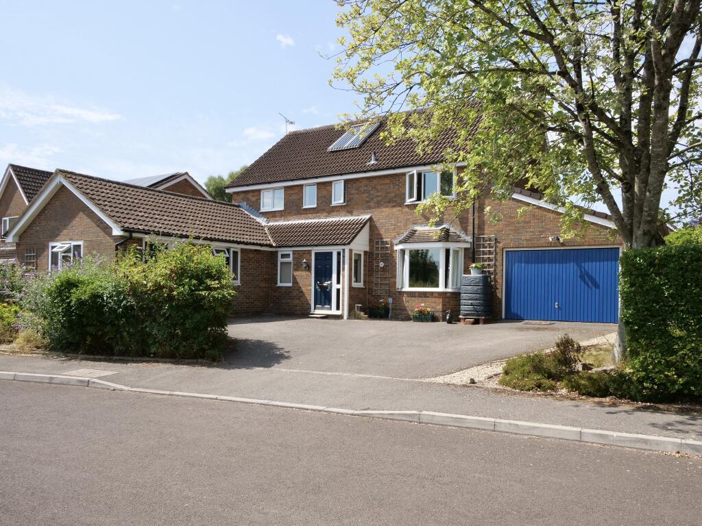 Main image of property: Linden Park, Shaftesbury