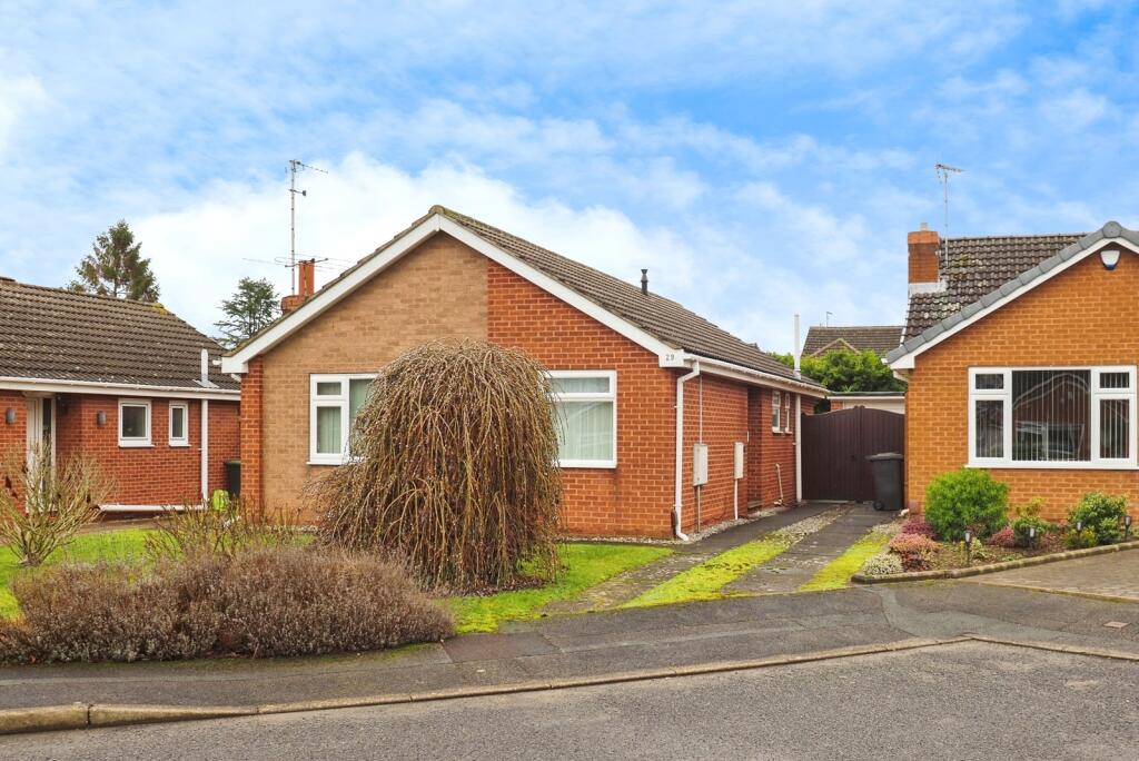 Main image of property: Finsbury Road, Bramcote, Nottingham, Nottinghamshire, NG9