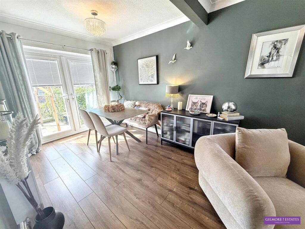 House in Newcastle upon Tyne - More
