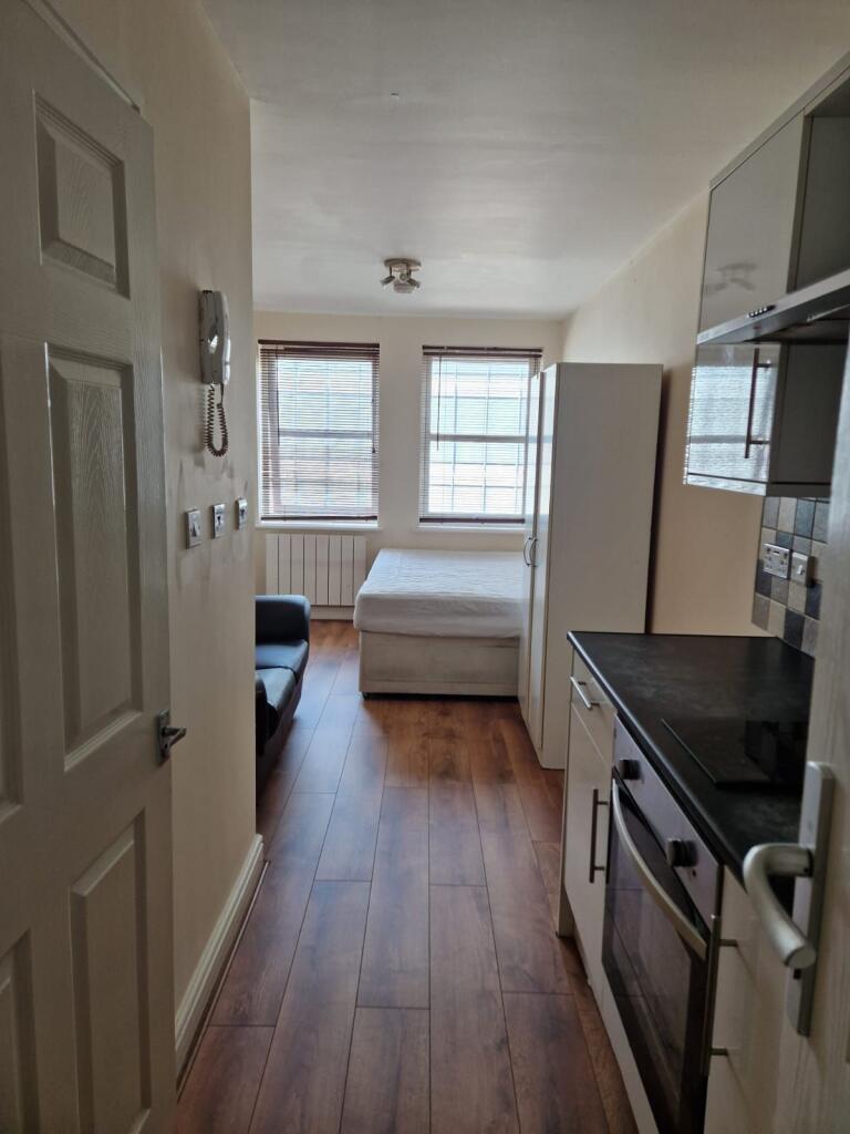 Main image of property: Flat ,  Park Street, Luton