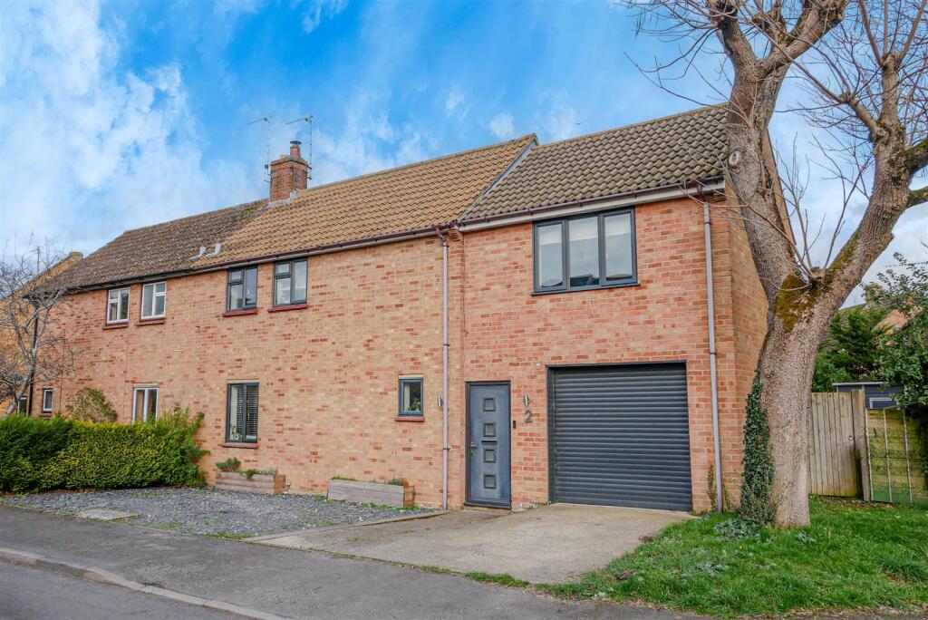 Main image of property: Fitzcount Way, Wallingford