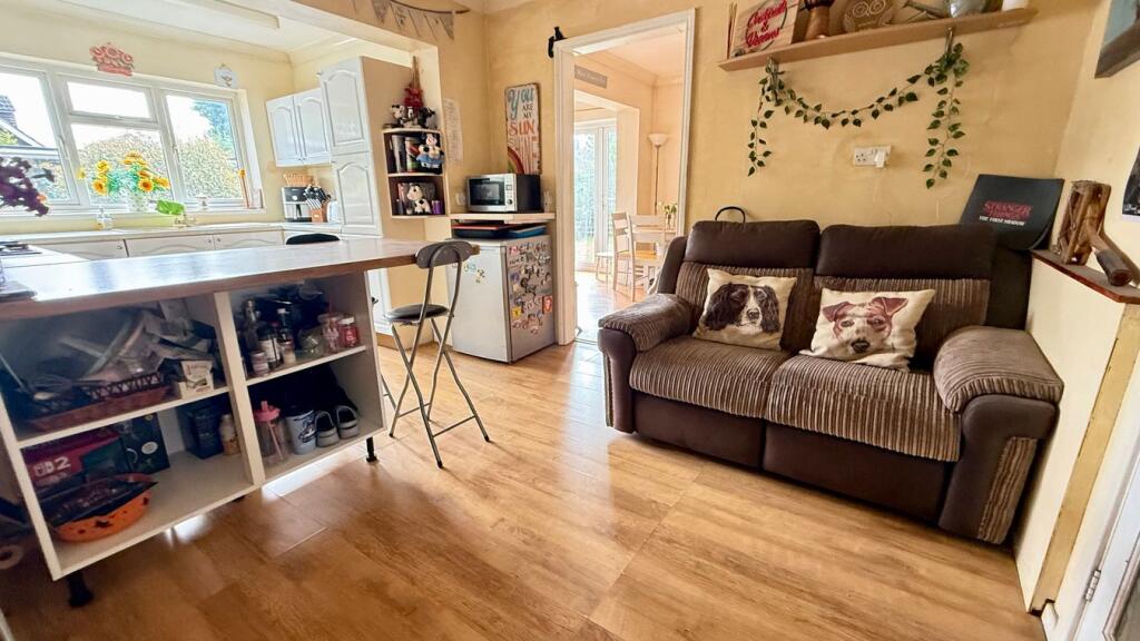 House in South Kesteven, Bourne - More
