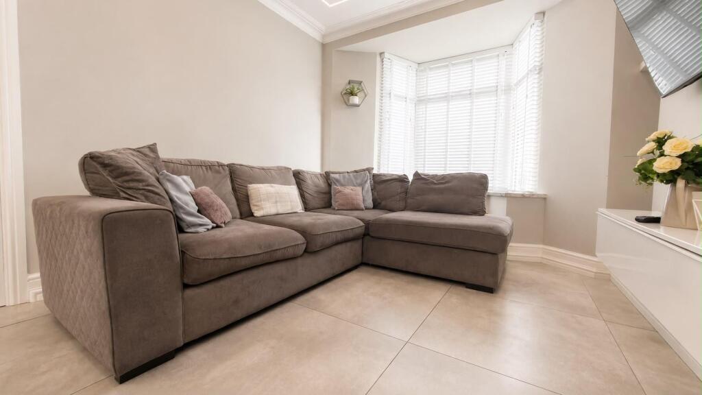 Glannant Street, 7, Aberdare photo 4