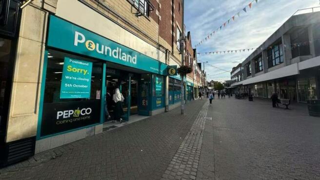Sutton Coldfield Unit 7781 The Parade Former Poundland 003.jpeg