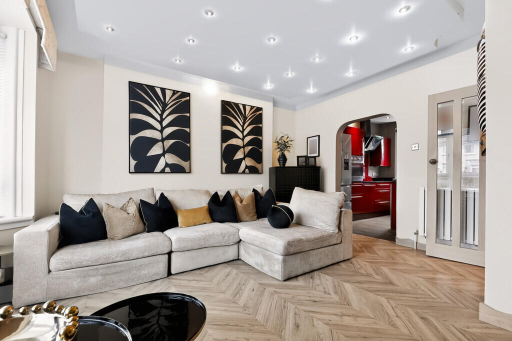House in Glasgow - View 5
