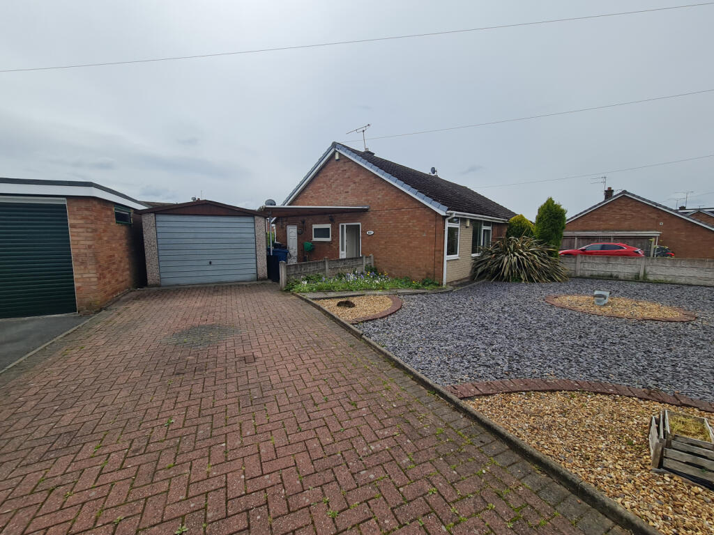 Redhill Gorse, ST16 1SW photo 2
