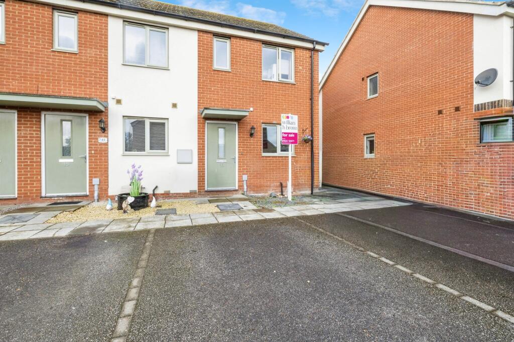 2-bed terraced on Westbrooke Place, LINCOLN, £80,000