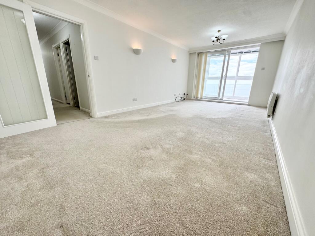 Apartment in Bournemouth - View 3