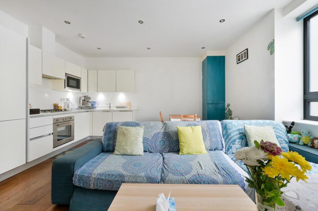 Apartment in London, Aberfeldy Village, Blackwall - View 5