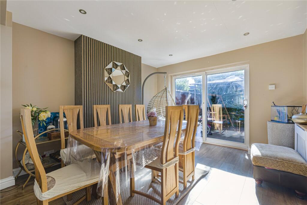 House in London - View 5