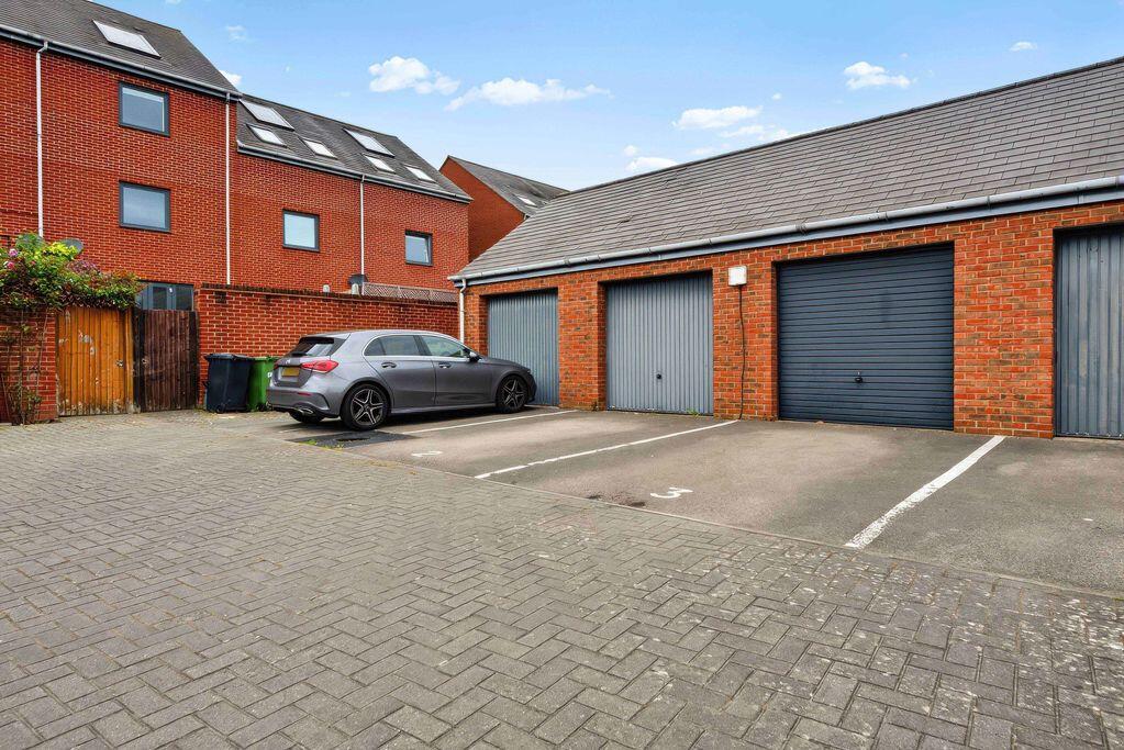 Auger Row, Waterlooville - View 3