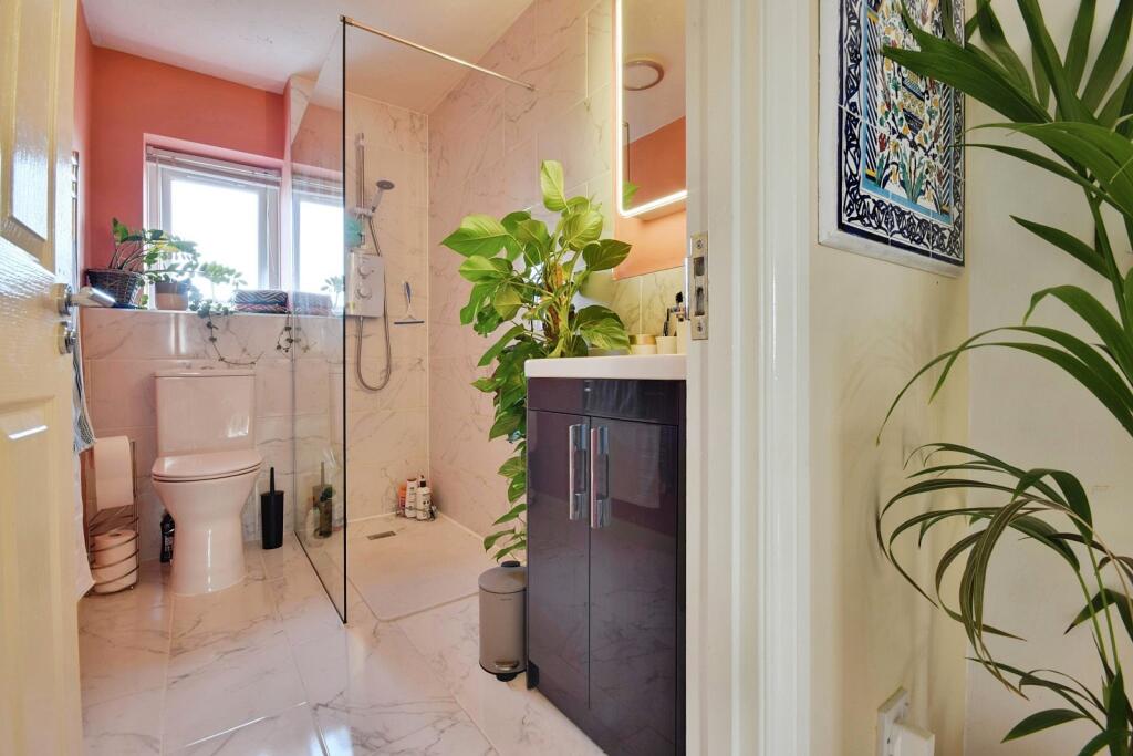 House in Tonbridge - View 5