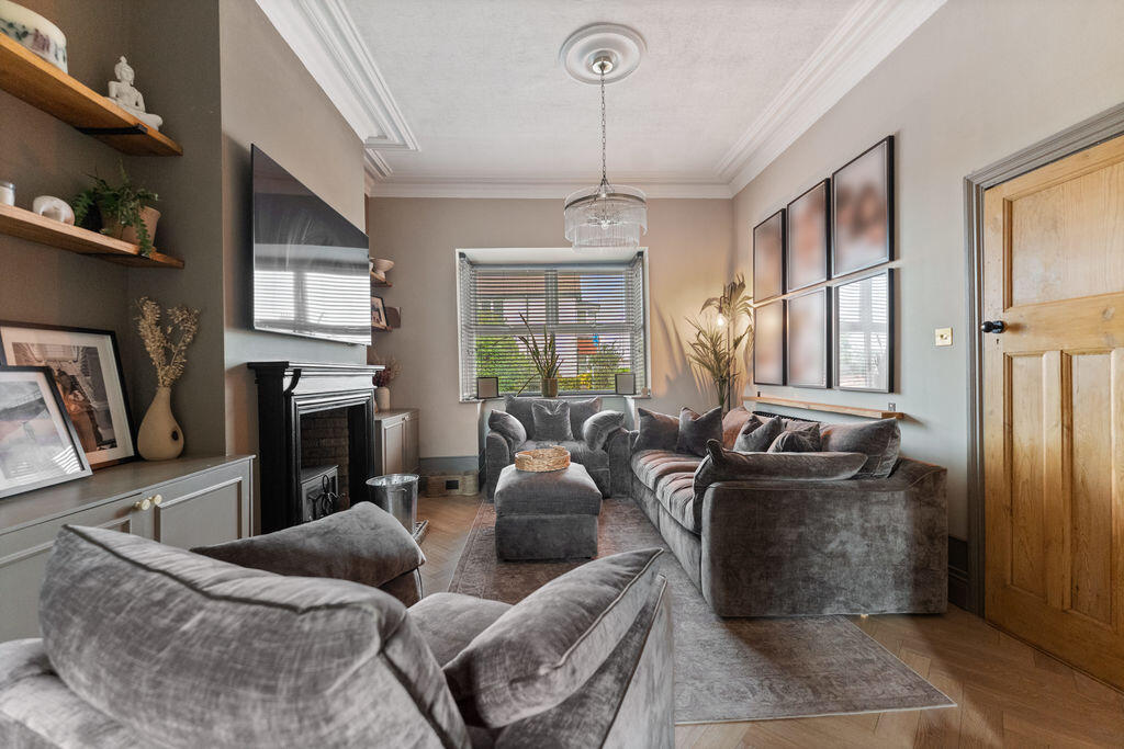 House in Cleethorpes, North East Lincolnshire - More