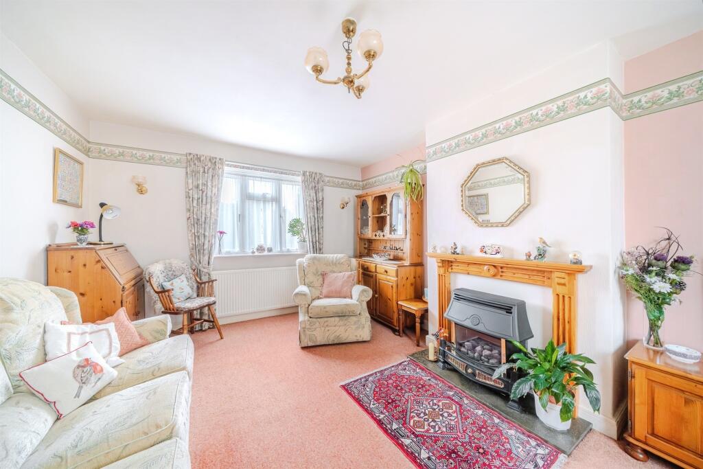 Hempton Lane, Almondsbury, Bristol photo 3