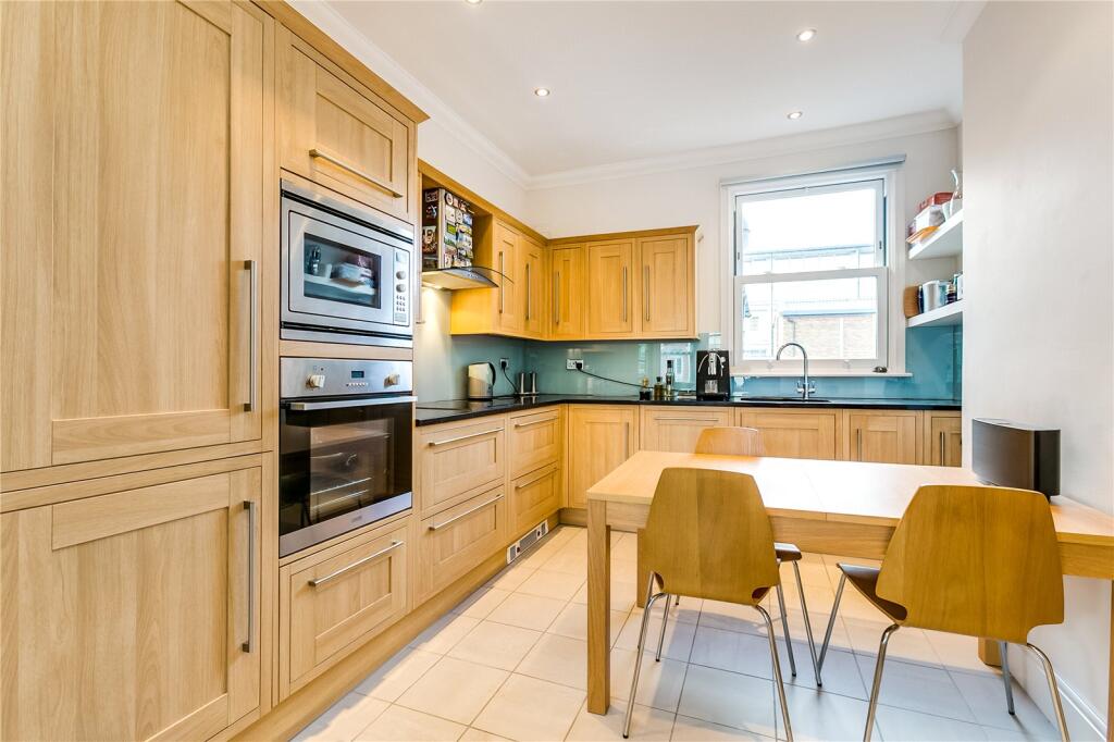 Apartment in London, Fulham - View 2