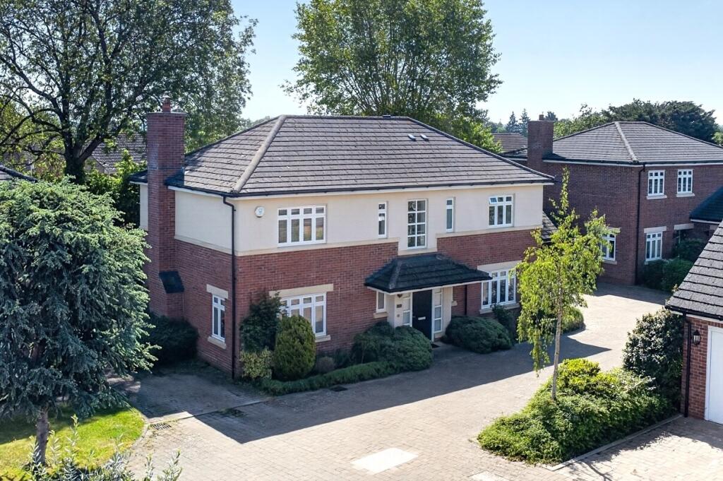 Main image of property: Temple Close, Banbury Road, Bloxham, Oxfordshire, OX15