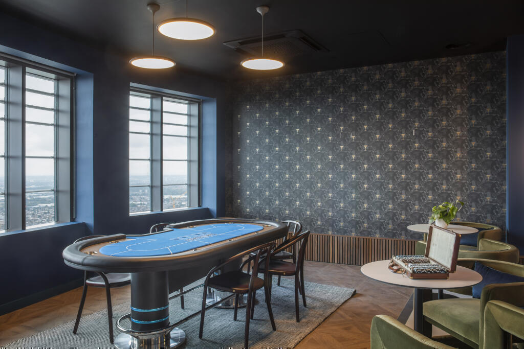 Apartment in Croydon - View 4