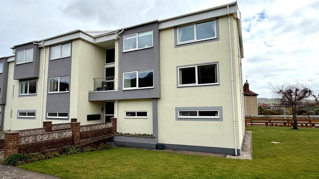 Main image of property: Llys Maelgwn, Gloddaeth Avenue, Llandudno