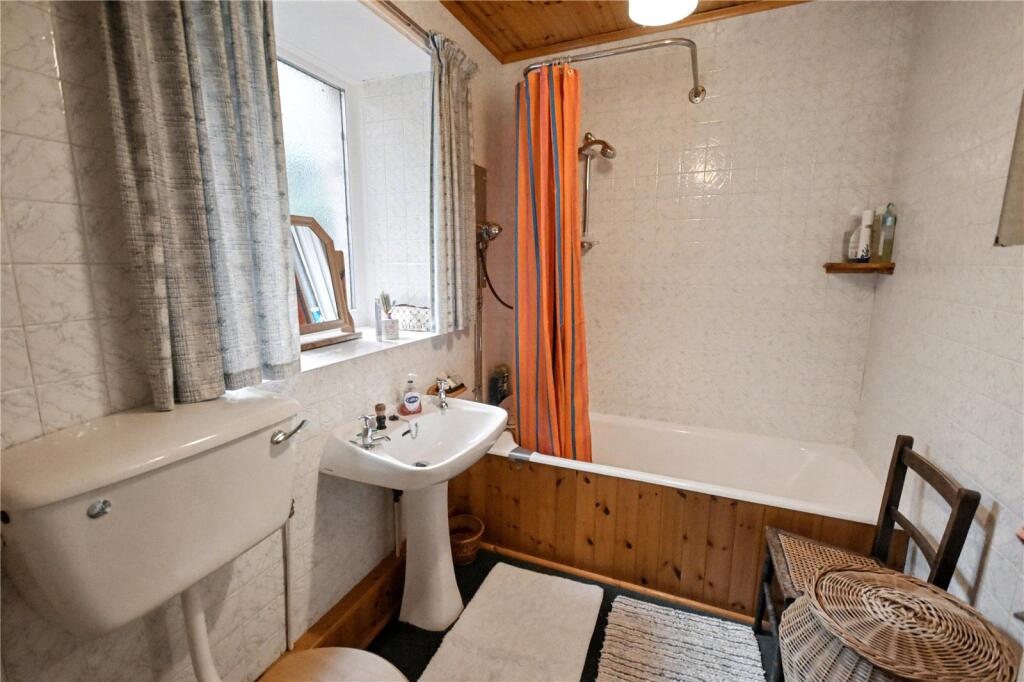 Chapel Row, Seahouses, Northumberland, NE68 photo 3