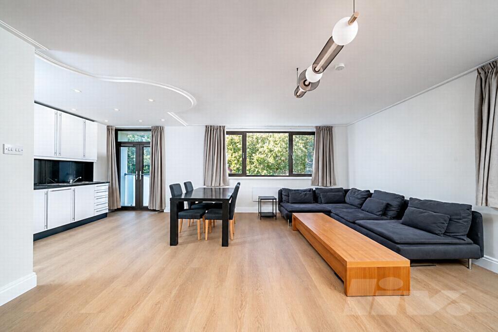 Apartment in London - View 5
