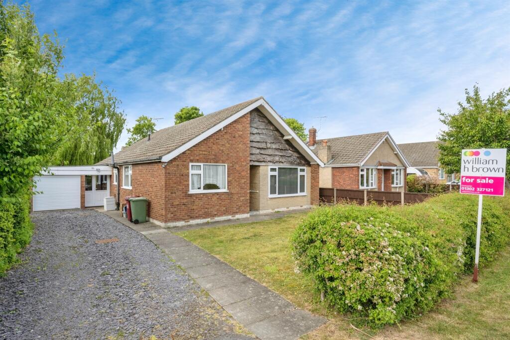 Main image of property: Park Lane, Westwoodside, Doncaster