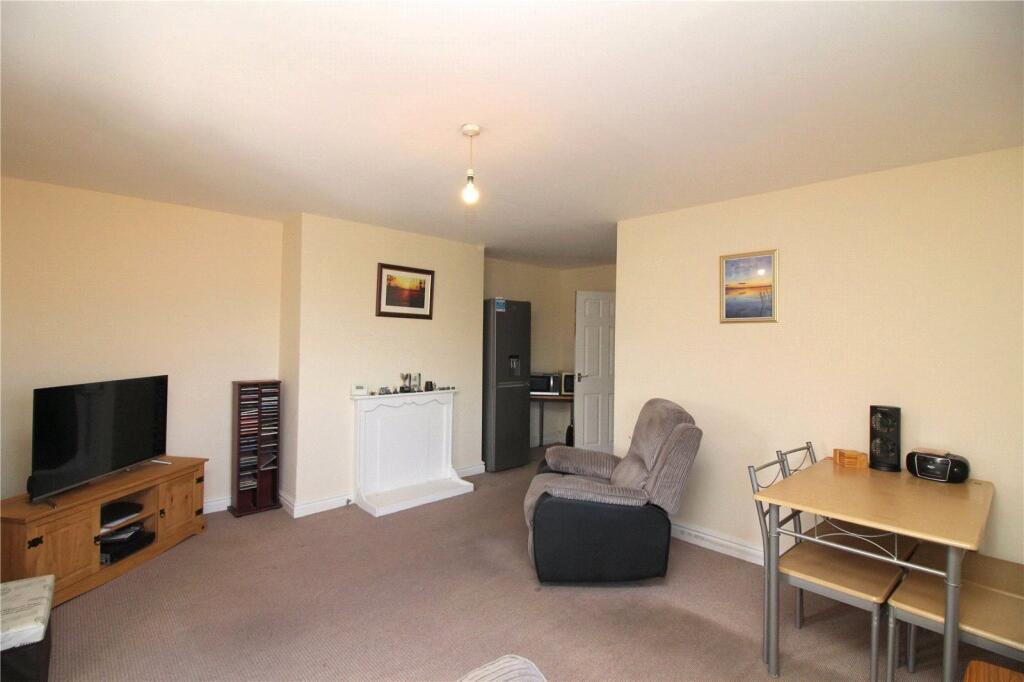 Apartment in Preston - View 3
