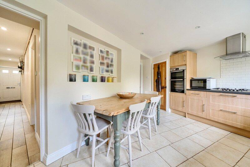 House in Witney, Burwell - View 4