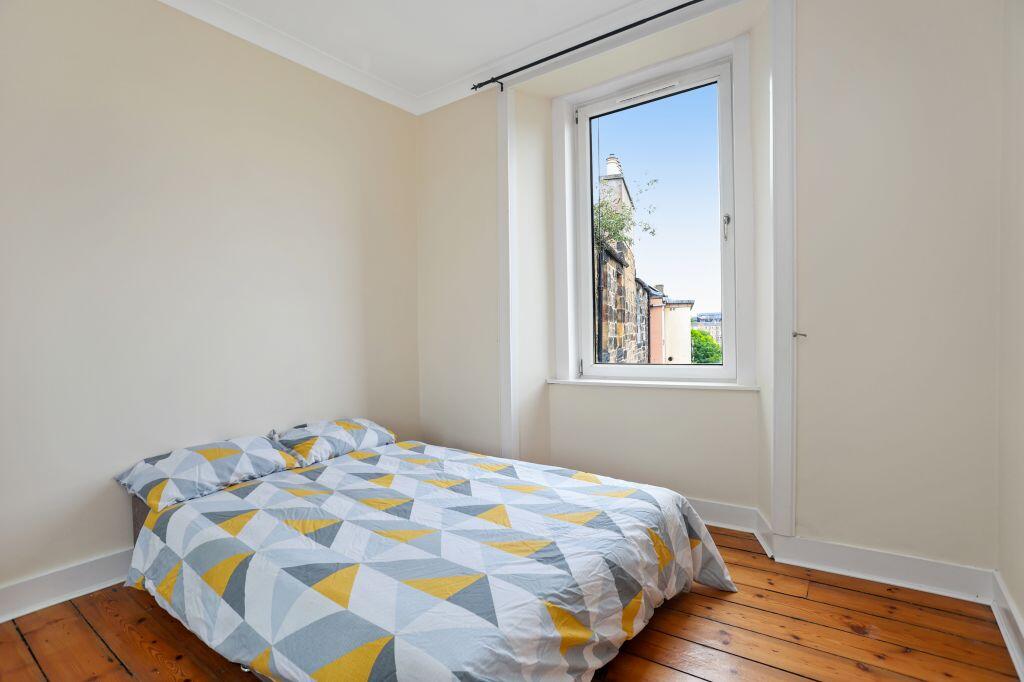 Apartment in Edinburgh, Leith Central - View 6