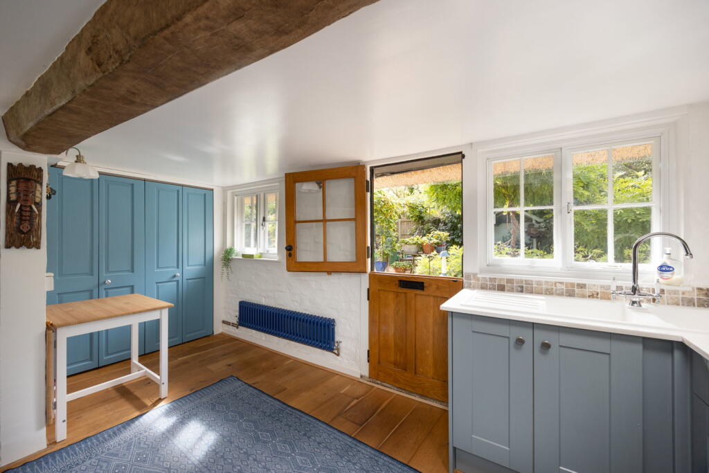 House in Swindon - View 5