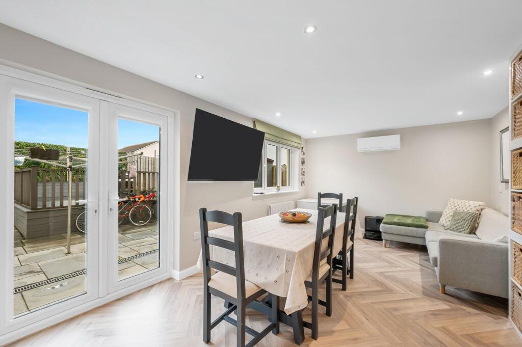House in Inverkeithing, Fife - More