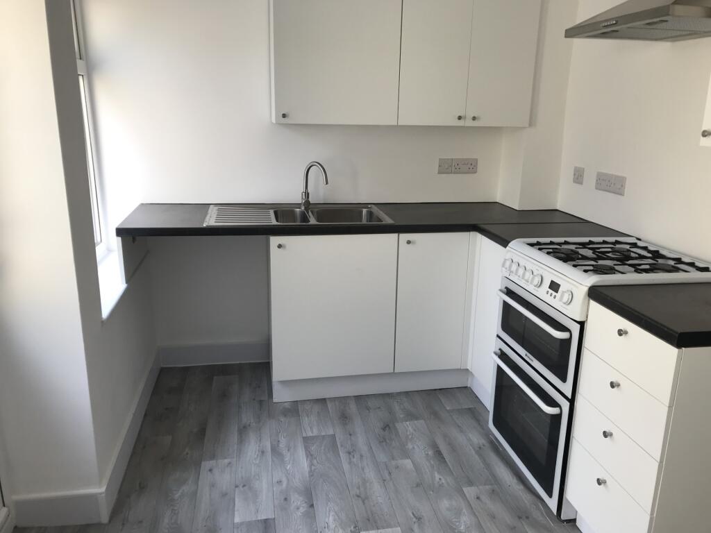 109, Victoria Road photo 4