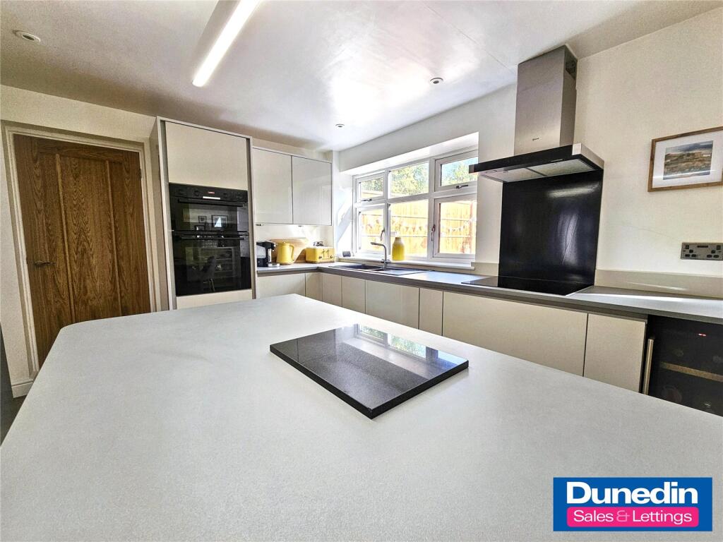House in Bromsgrove, Lowes Hill - View 4