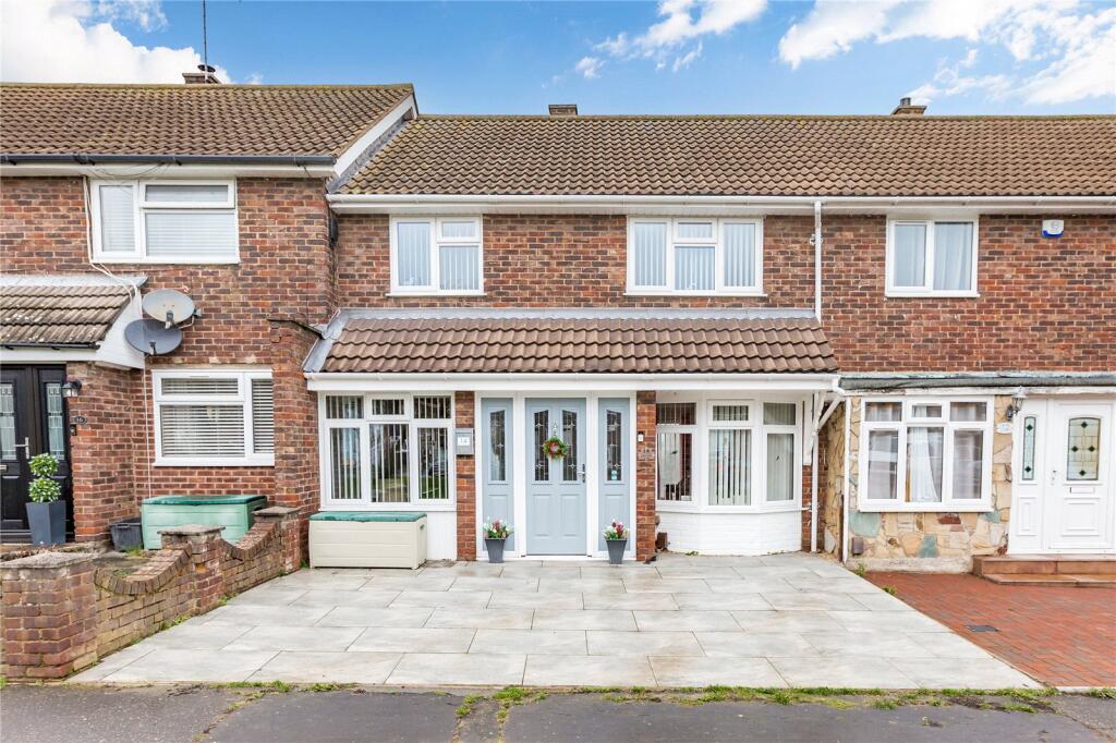 Main image of property: Cattawade Link, Basildon, Essex, SS14