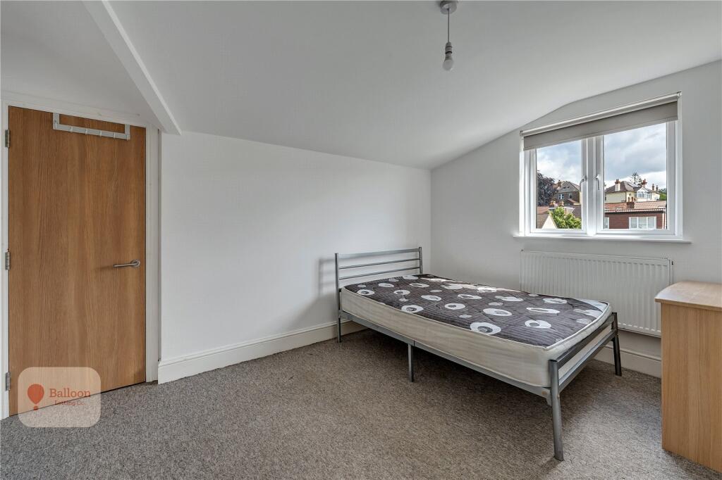 7 bedroom terraced house for rent