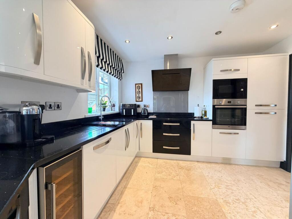 Apartment in York - View 4