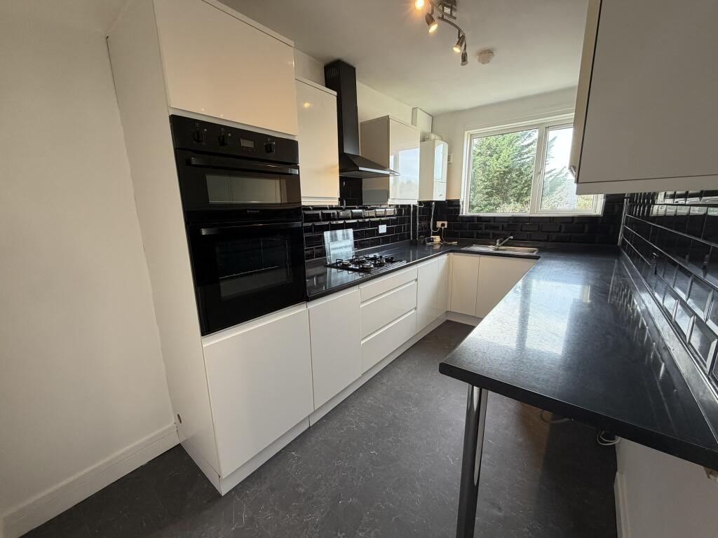 Main image of property: Park Avenue, Rogerstone, Newport
