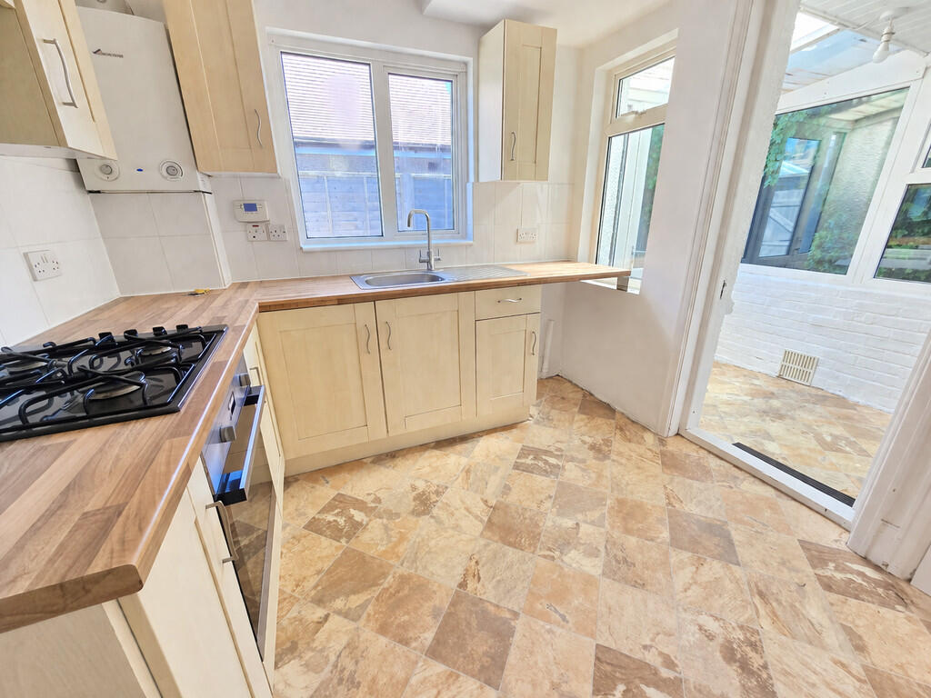 The Crescent, Southwick photo 4
