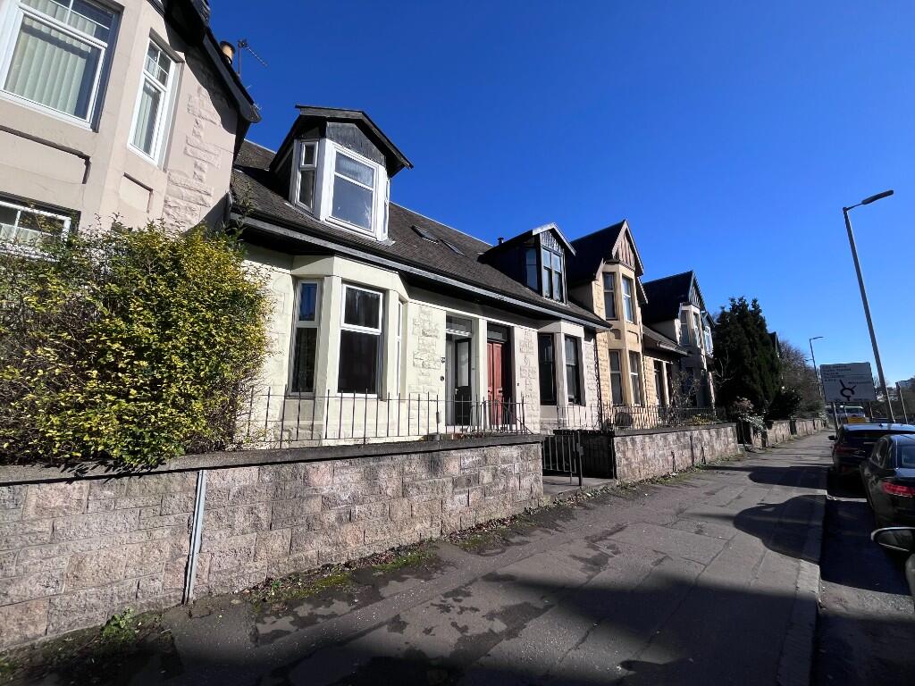 Main image of property: 1370 Dumbarton Road, Scotstoun, Glasgow, G14