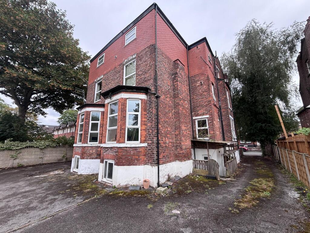 House in Manchester, Whalley Range - View 4