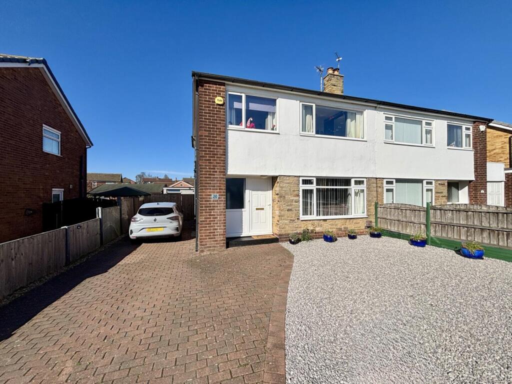 4-bed semi-detached on Grange Avenue, Garforth, Leeds, LS25, £395,000
