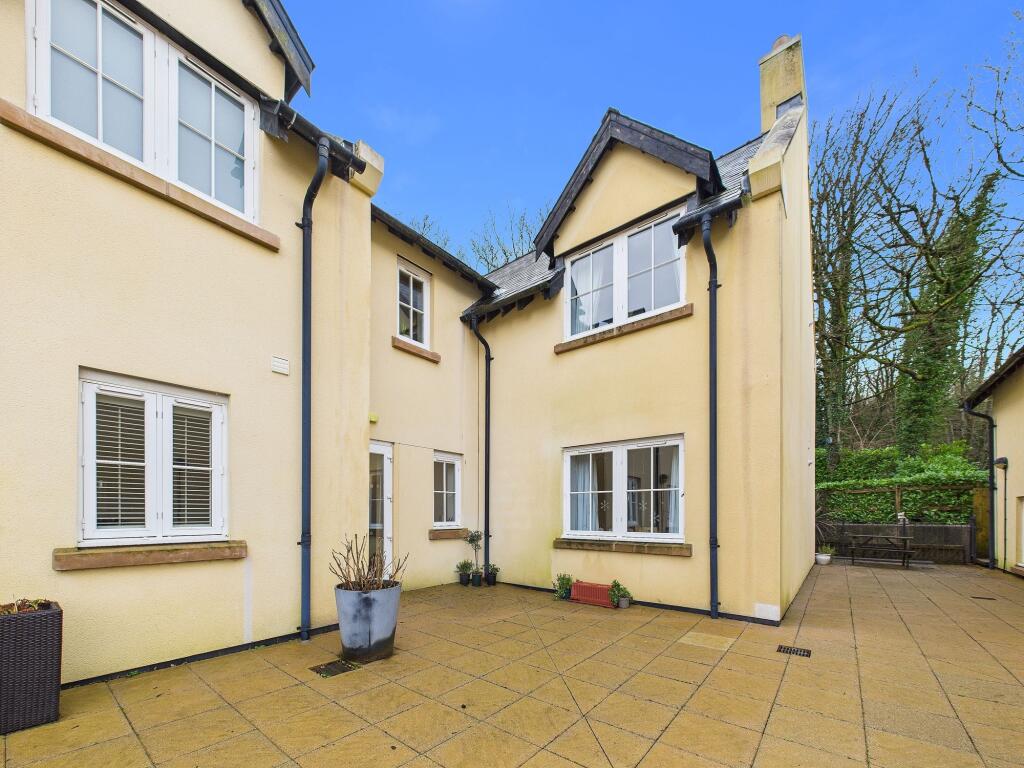 Main image of property: St. Brides Hill, Saundersfoot, SA69