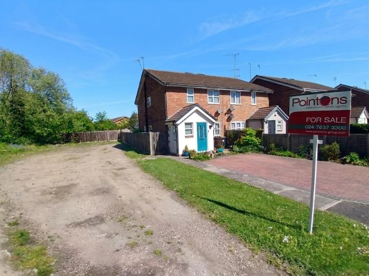 Main image of property: Avebury Close, Whitestone, Nuneaton