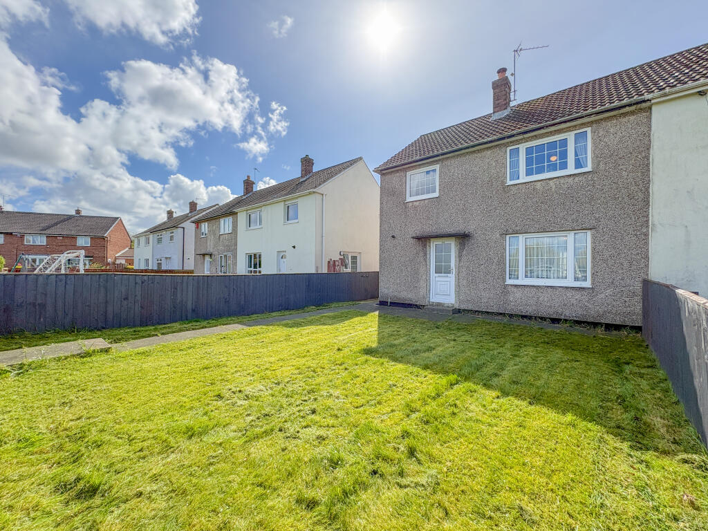 Ridgeway, Leam Lane Estate, Felling, Gateshead photo 2