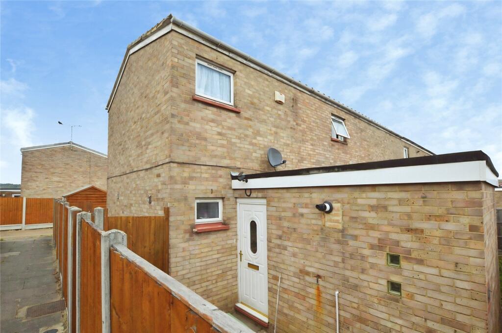 Main image of property: Oxwich Close, Corringham, Stanford-le-Hope, Essex, SS17